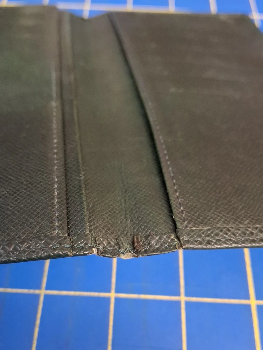 Louis Vuitton Dark Green Textured Leather Long Slim Wallet 7x5 Preloved